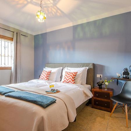 Villa Conmigo Bed & Breakfast 알하우린데라토레 외부 사진