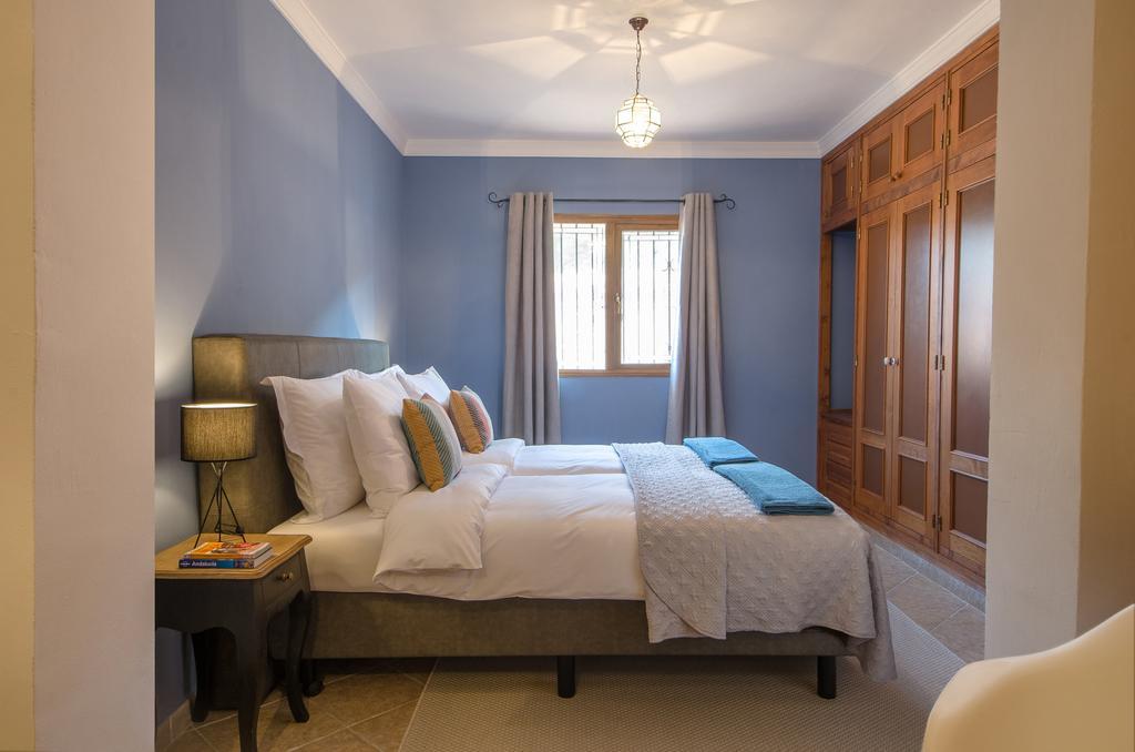 Villa Conmigo Bed & Breakfast 알하우린데라토레 외부 사진