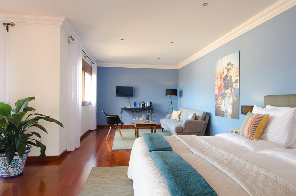 Villa Conmigo Bed & Breakfast 알하우린데라토레 외부 사진