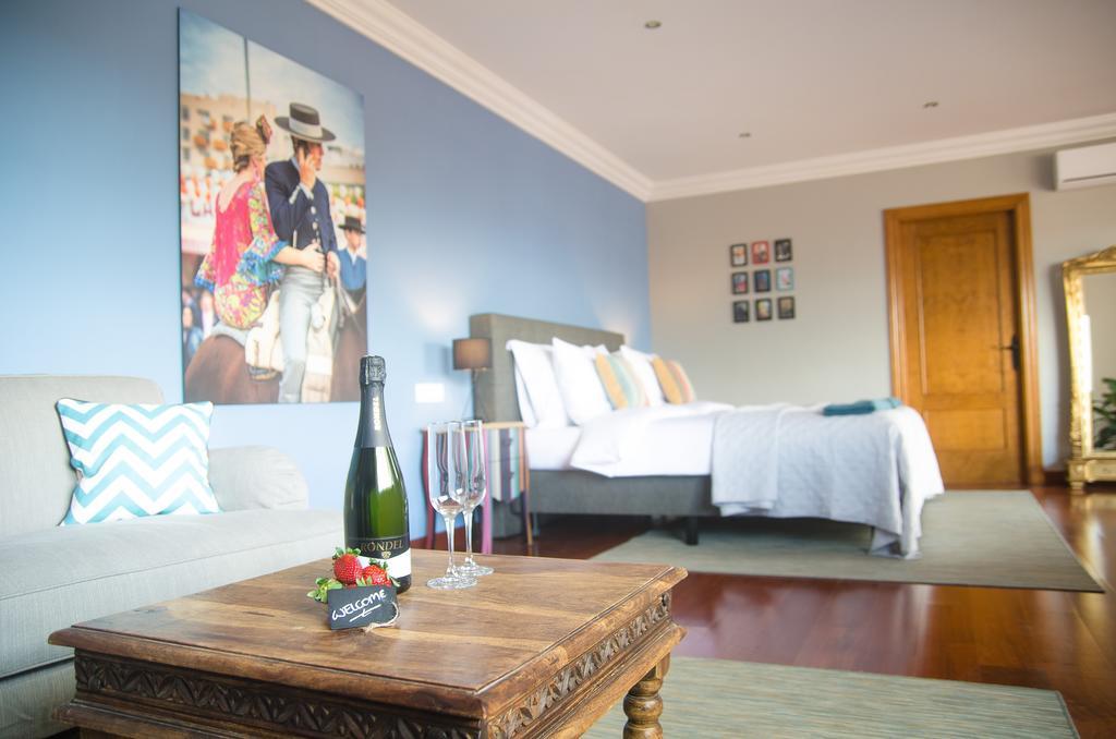 Villa Conmigo Bed & Breakfast 알하우린데라토레 외부 사진