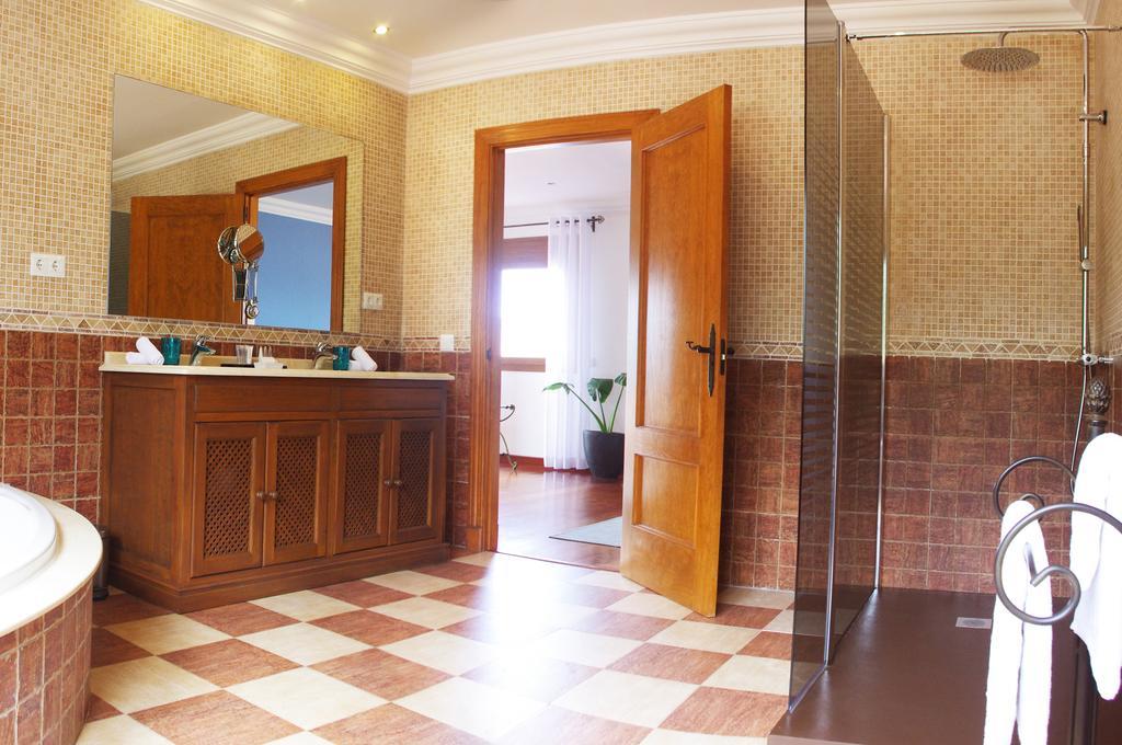 Villa Conmigo Bed & Breakfast 알하우린데라토레 외부 사진